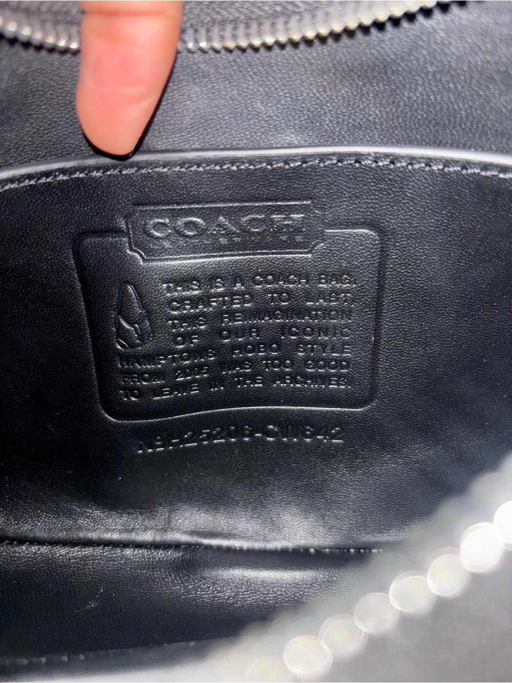 Coach Hamptons Hobo Re-Edition - Picture 4 of 6